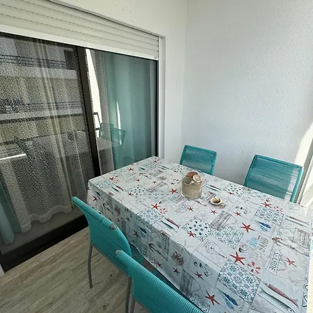 Apartment House *